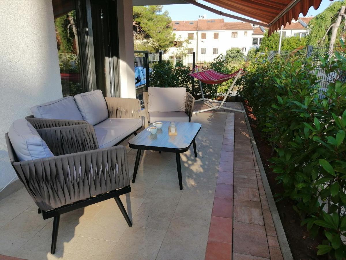 Punta Mary House With Apartment Umag Exterior photo